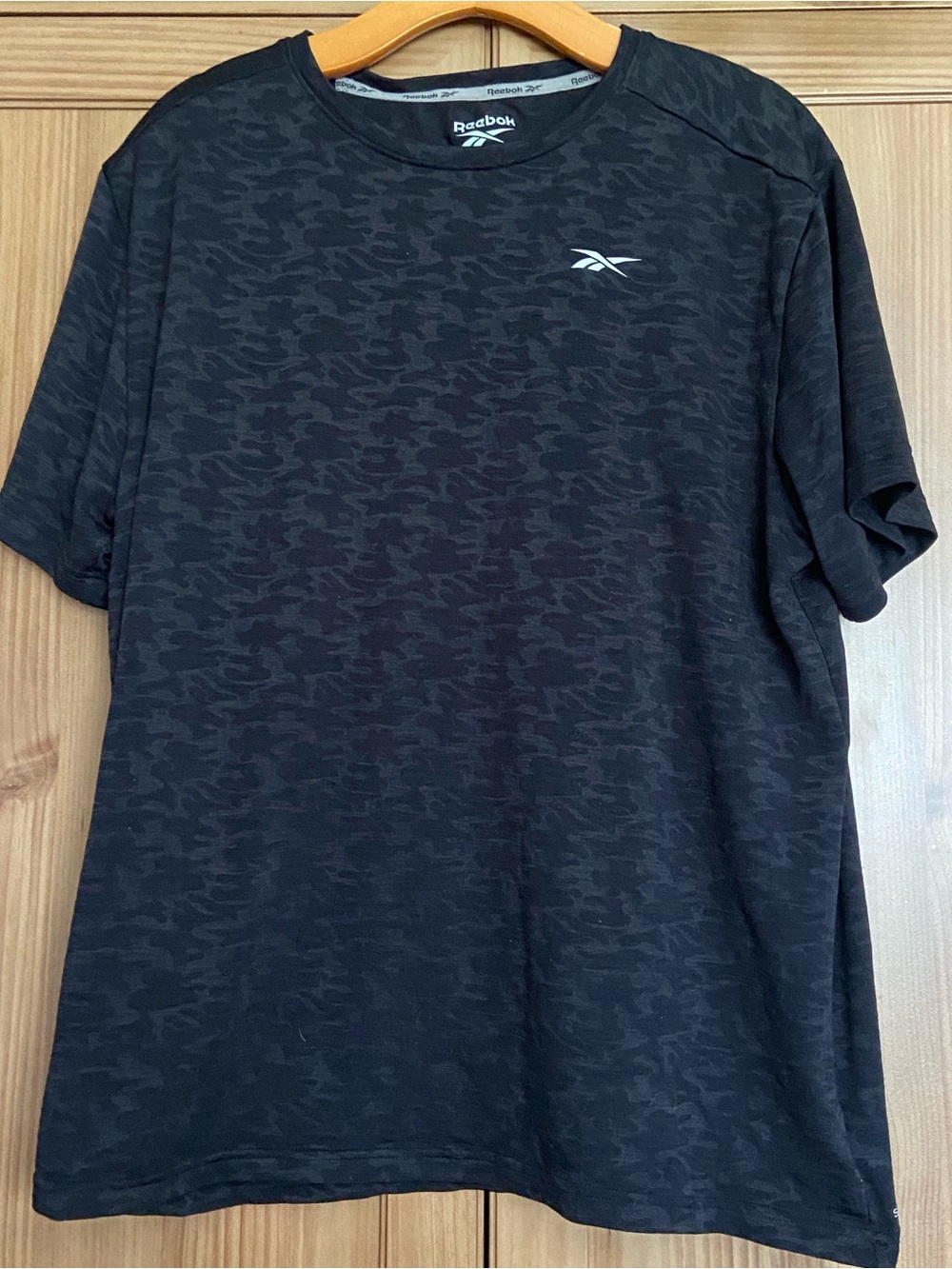 Reebok Men’s Black Camo Performance Tee Shirt L Good Condition